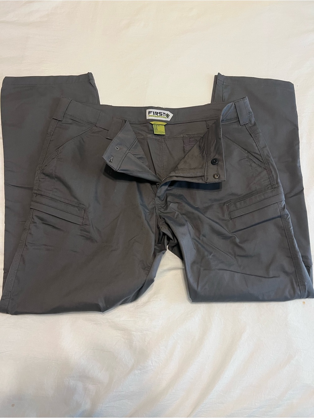 ⭐️ 2 for $45 bundle ⭐️

First Tatical Men’s Dark Gray Cargo Pants